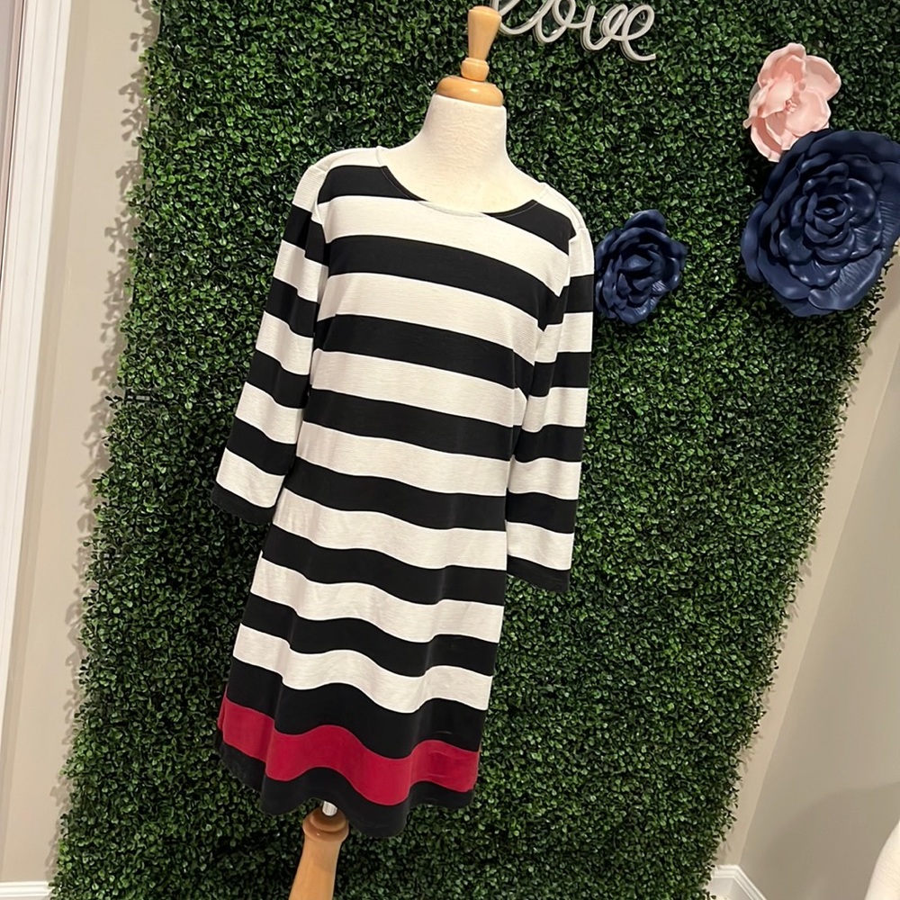 Stripe dress 3/4 sleeves